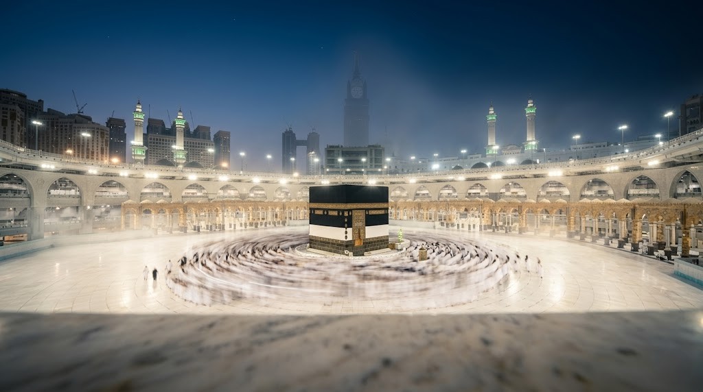 دليل المعتمر الشامل — 25 نصيحة ذهبية قبل وأثناء وبعد العمرة