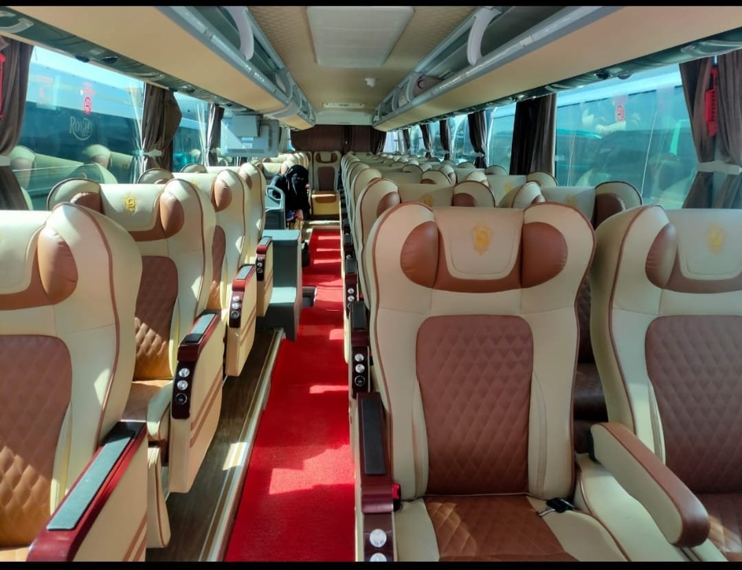 باص VIP فاخر - موديل 2024